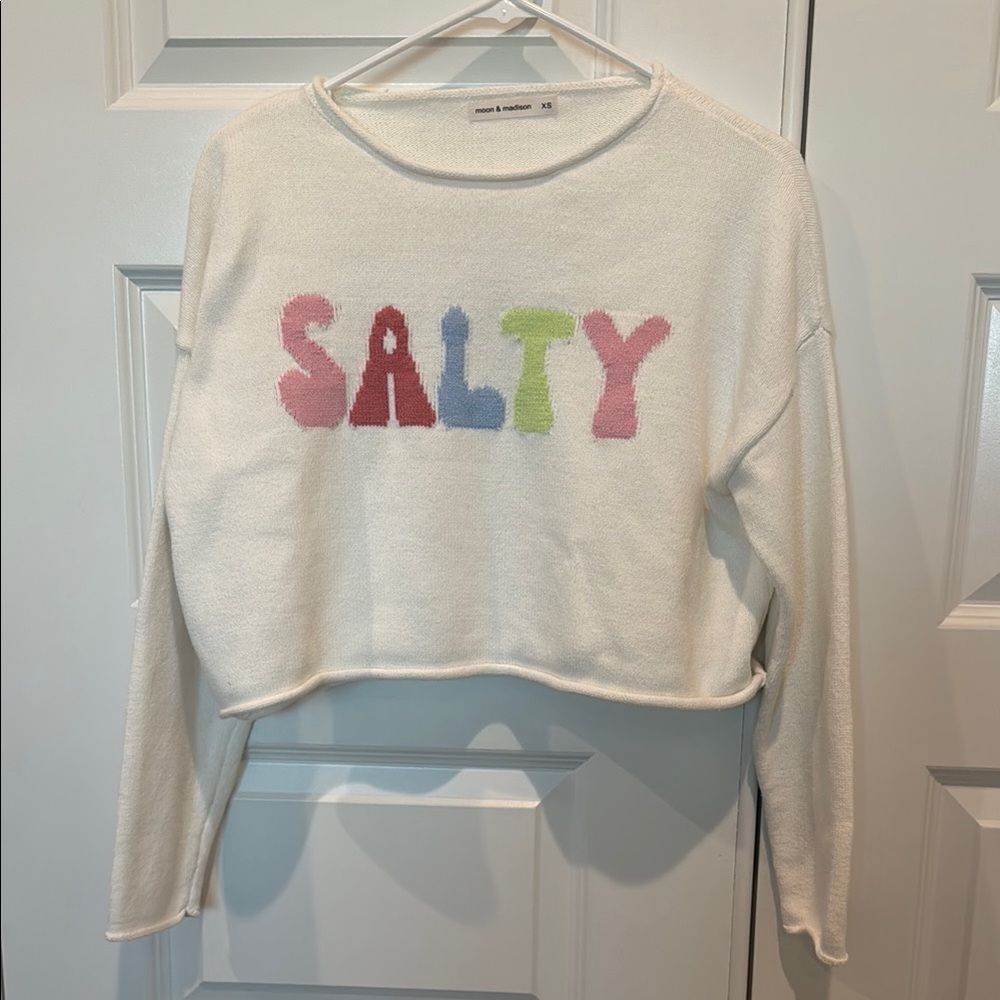 MOON & Madison Salty Long Sleeve Cropped Sweater 
Size XS